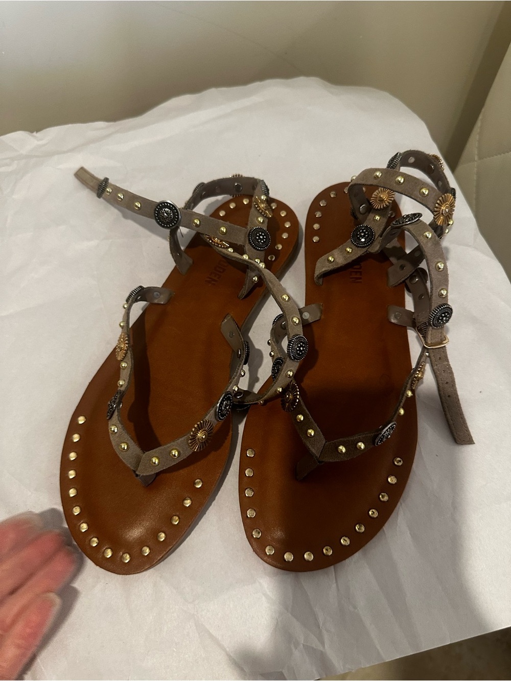 Steve Madden Brown Footbed Sandals with Taupe Straps and Gold Accents